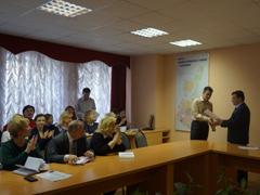 В Коминтерновском районе чествовали жителей, участвовавших в благоустройстве района