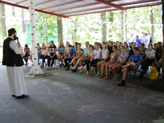 Управа Ленинского района продолжает шефствовать над загородным детским лагерем отдыха