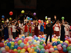 В Воронеже прошёл XV Международный фестиваль песни и танца народов мира «Возьмемся за руки, друзья!»