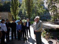 Урок памяти «Фронтовики живут рядом» у мемориальной доски 