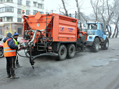 В районах города продолжаются работы по благоустройству, уборке и ремонту улично-дорожной сети