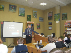 Найти путь к своему здоровью попытались с учащимися 8-ого класса МБОУ СОШ №72 сотрудники библиотеки №27