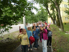 Сотрудники библиотеки №29 с ребятами из школы №33 вспоминали в Пушкинский день России А.С.Пушкина