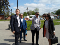 Руководитель управы Центрального района провел выездное совещание с предпринимателями Руководитель управы Центрального района провел выездное совещание с предпринимателями