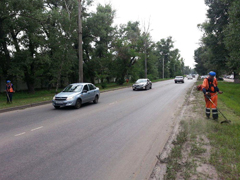 В Левобережном районе продолжается благоустройство территории