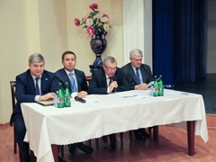 Александр Гусев принял участие в заседании Совета директоров промышленных предприятий Воронежа