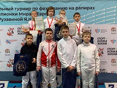Воронежский фехтовальщик взял золото межрегионального турнира Воронежский фехтовальщик взял золото межрегионального турнира