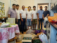 В Воронеже передали продуктовые наборы детям из неполных семей и одиноким матерям В Воронеже передали продуктовые наборы детям из неполных семей и одиноким матерям