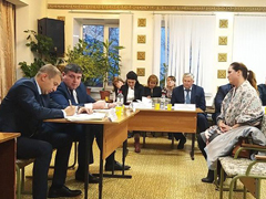 В районах города проходят приемы граждан