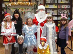 Новый год в библиотеке семейного чтения №9