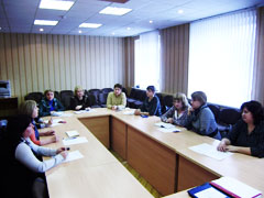 10 апреля в здании управы Железнодорожного района отделом опеки и попечительства проведено совещание с социальными педагогами образовательных учреждений района 10 апреля в здании управы Железнодорожного района отделом опеки и попечительства проведено совещание с социальными педагогами образовательных учреждений района