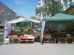 В Железнодорожном районе продолжается борьба с несанкционированной торговлей