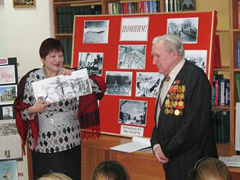 «Боец! Спасая всю страну, ты должен отстоять Воронеж!»