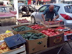 В Железнодорожном районе проходят рейды по выявлению незаконной торговли