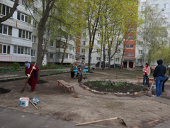 В Коминтерновском районе выбирают самый чистый двор