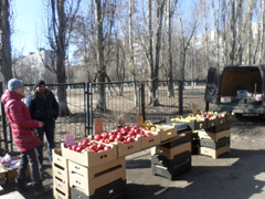 На территории Левобережного района продолжается работа по ликвидации торговли в неустановленных местах