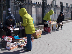 В Центральном районе продолжается работа по ликвидации мест несанкционированной торговли