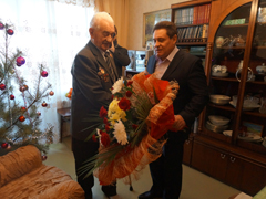 В Коминтерновском районе ветеран Великой Отечественной войны отметил 90-летие