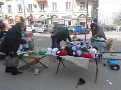 В Ленинском районе ликвидируют несанкционированную торговлю