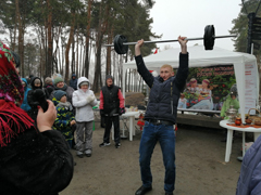 В Воронеже прошел семейный праздник «Богатырские забавы» В Воронеже прошел семейный праздник «Богатырские забавы»