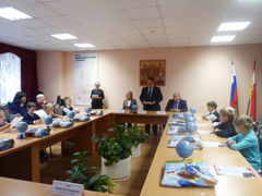 В Коминтерновском районе поздравили будущих первоклассников