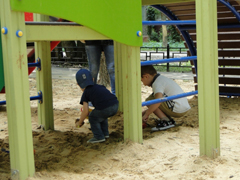 Безопасность на детской площадке