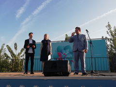 Коминтерновцы весело и с размахом отметили День района