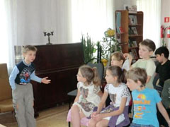 Путешествие в страну Пушкиниану с библиотекой №35 им.Б.Стукалина совершили ребята из пришкольного лагеря образовательной школы №18 