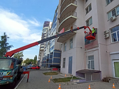 В Левобережном районе еженедельно осуществляется демонтаж незаконно установленных информационных конструкций В Левобережном районе еженедельно осуществляется демонтаж незаконно установленных информационных конструкций