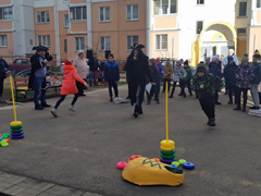 В Советском районе прошёл праздник двора «Дружные соседи» В Советском районе прошёл праздник двора «Дружные соседи»
