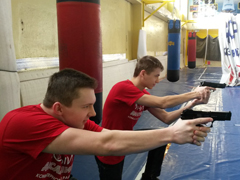 В Коминтерновском районе воспитанники военно-патриотических клубов соревновались в стрельбе