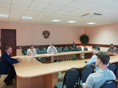 В Коминтерновском районе обсудили законность автостоянок