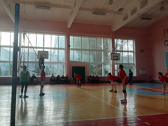 В Железнодорожном районе прошли соревнования по волейболу