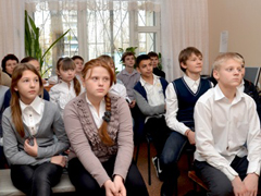 «За здоровый образ жизни» - под таким названием прошло мероприятие в библиотеке №42 для учащихся 7-го класса Лицея №2