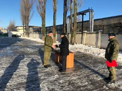 В Железнодорожном районе военнослужащим вручили памятные знаки «Воронежцу воину-интернационалисту» В Железнодорожном районе военнослужащим вручили памятные знаки «Воронежцу воину-интернационалисту»