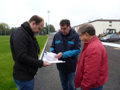 Ход реконструкции стадиона «Локомотив» стал темой выездного совещания муниципальных руководителей и депутата ГосДумы 