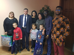 В Коминтерновском районе продолжаются новогодние мероприятия В Коминтерновском районе продолжаются новогодние мероприятия