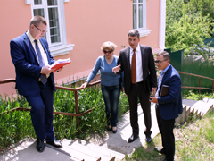 Руководитель управы Ленинского района провел выездные совещания на территории ТОС