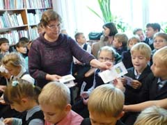 «Незнайкины вопросы» обсудили в библиотеке №42